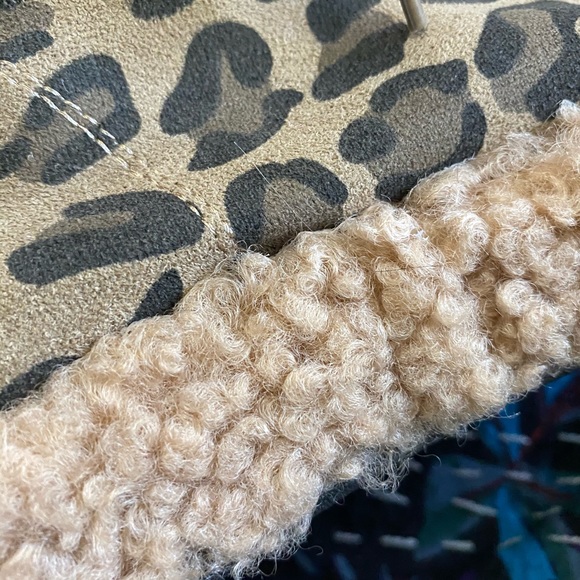Leopard and faux fur platform lace up sneakers - Picture 9 of 9